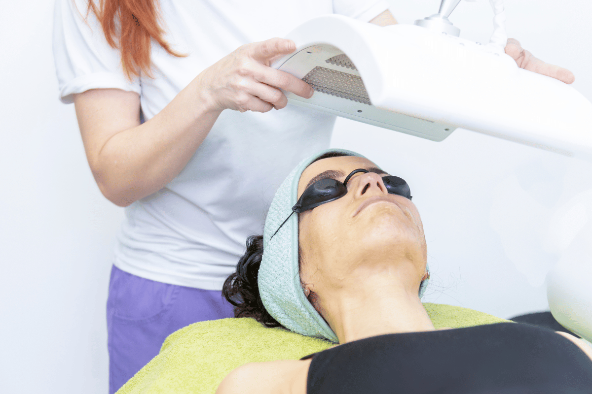 fototerapia-kalok-studio-estetica fototerapia-kalok-studio-estetica